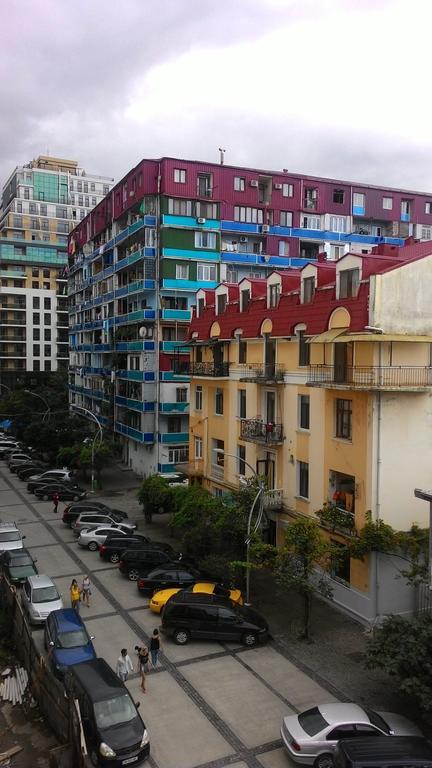 Apartament Gia Batumi Exteriör bild