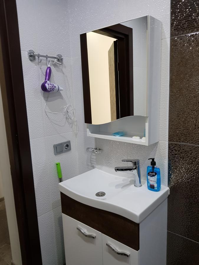 Apartament Gia Batumi Exteriör bild